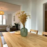Appartement Moderne Et Spacieux, A 10 Min De La Gare