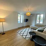 Appartement Moderne Et Spacieux, A 10 Min De La Gare